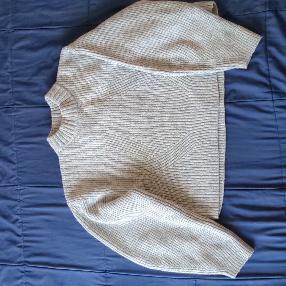 H&M Grey Crop Top Sweater